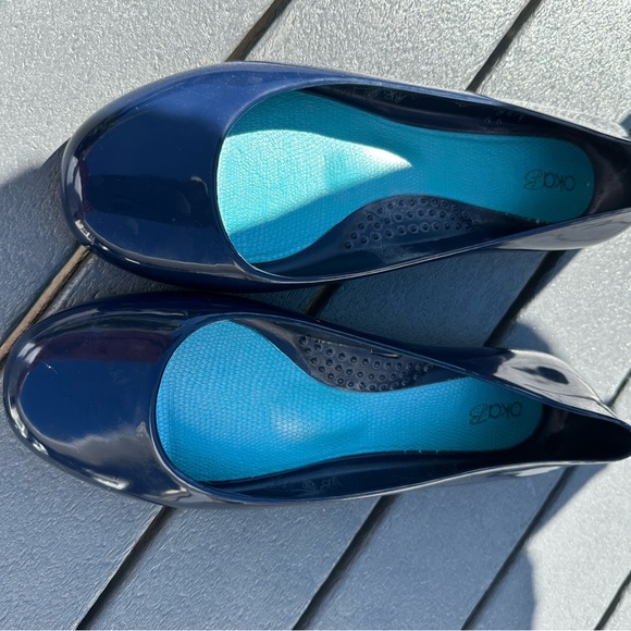 Oka B Ballet Flats - Picture 3 of 6